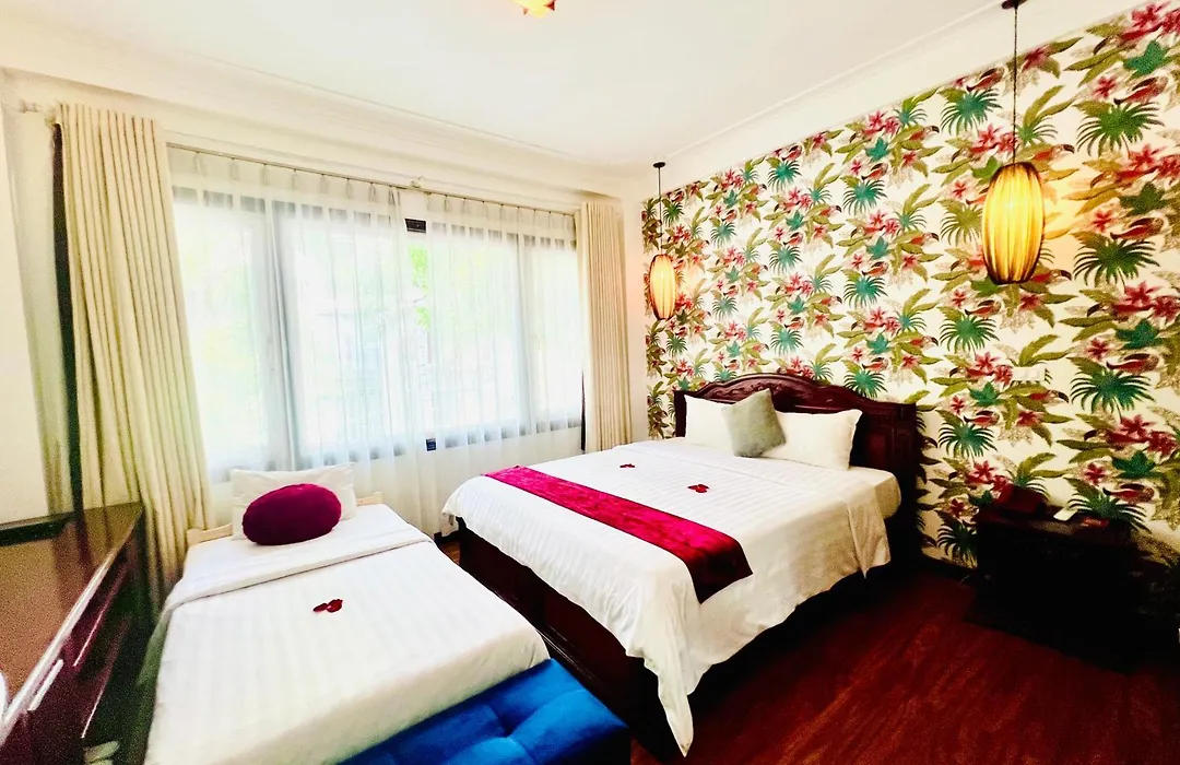 Hanoi Golden Moon Hotel & Travel-1