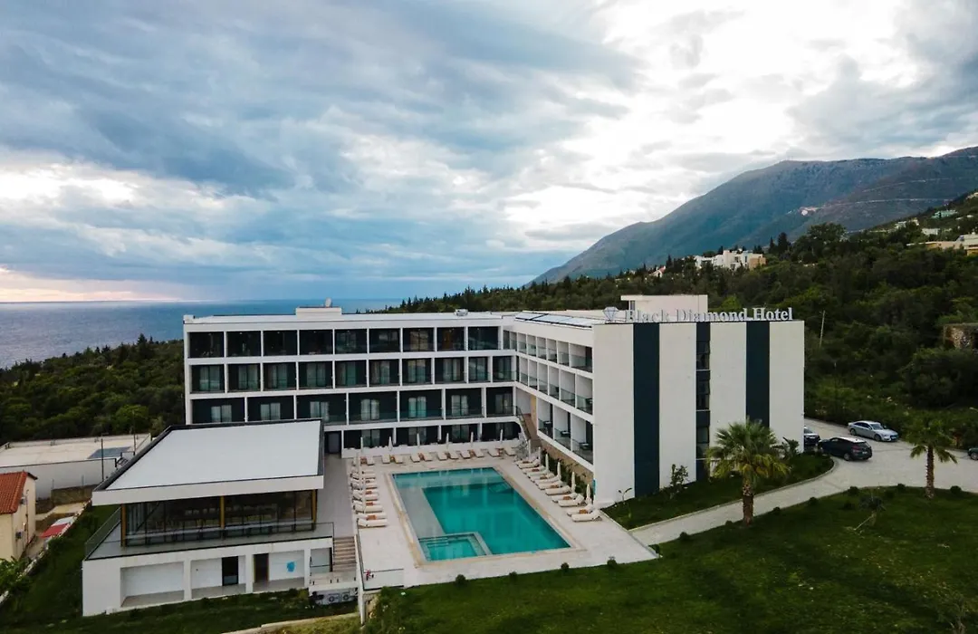 Black Diamond Hotel Dhermi-1