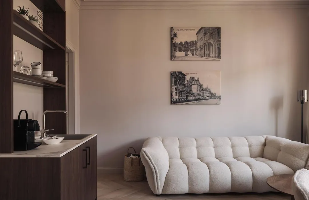 Zurenborg Suites-1