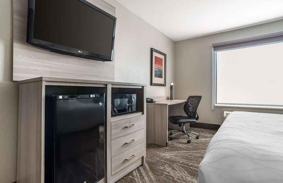 Best Western Plus Jackson Downtown Coliseum-1