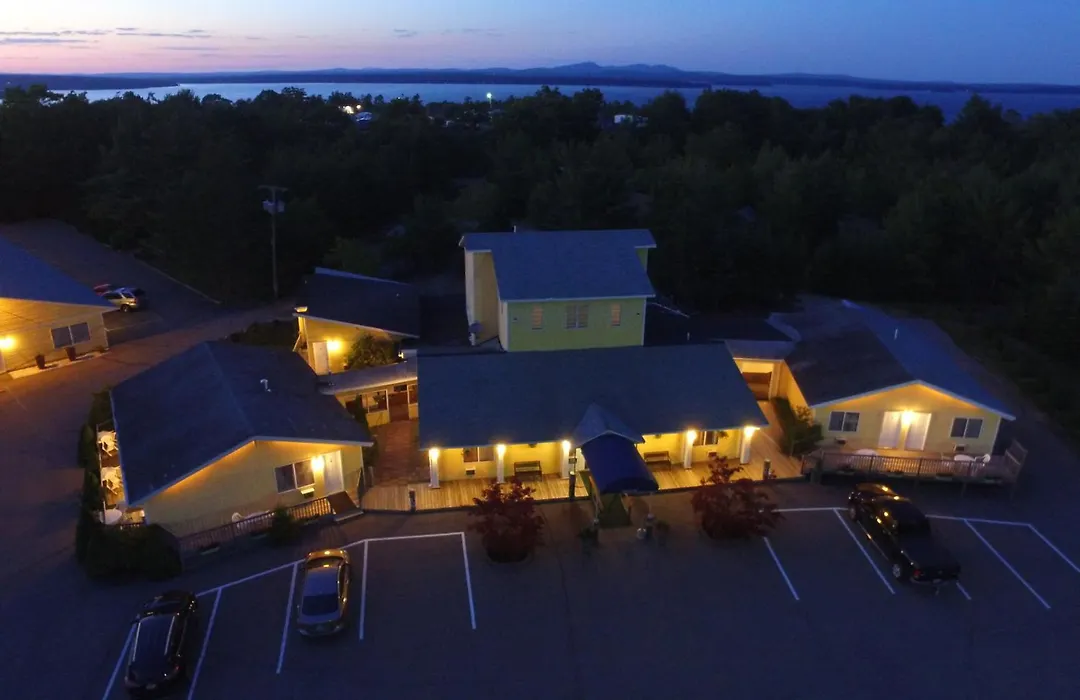 High Seas Motel-1