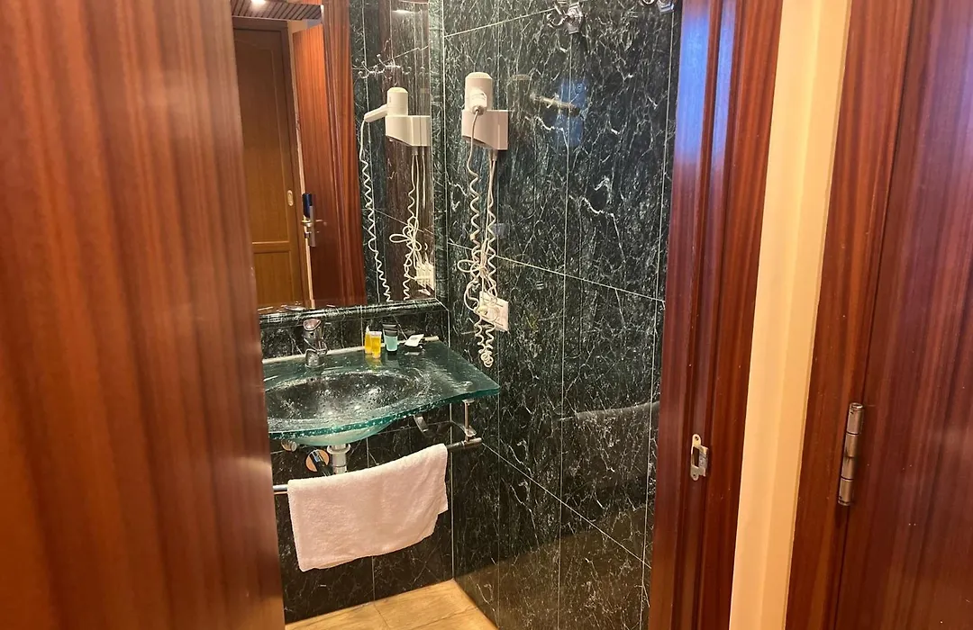 Hotel Portofino By Insidehome-1