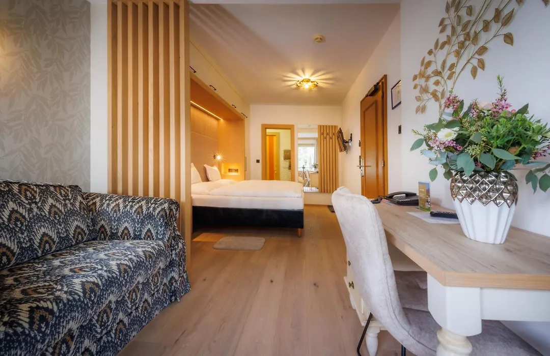 Hotel St. Georg-1