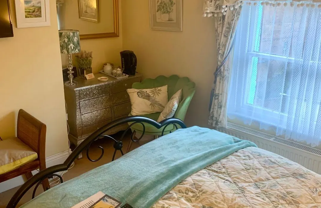 Abbey And Esk Bed And Breakfast-1