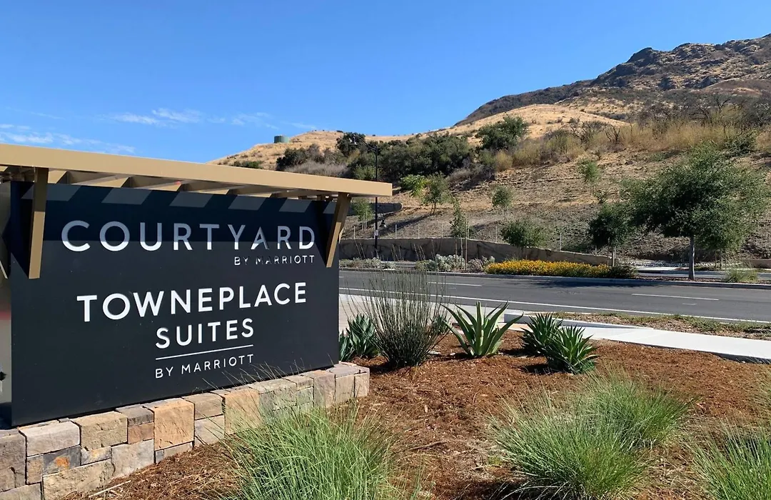 Courtyard By Marriott Thousand Oaks Agoura Hills-1