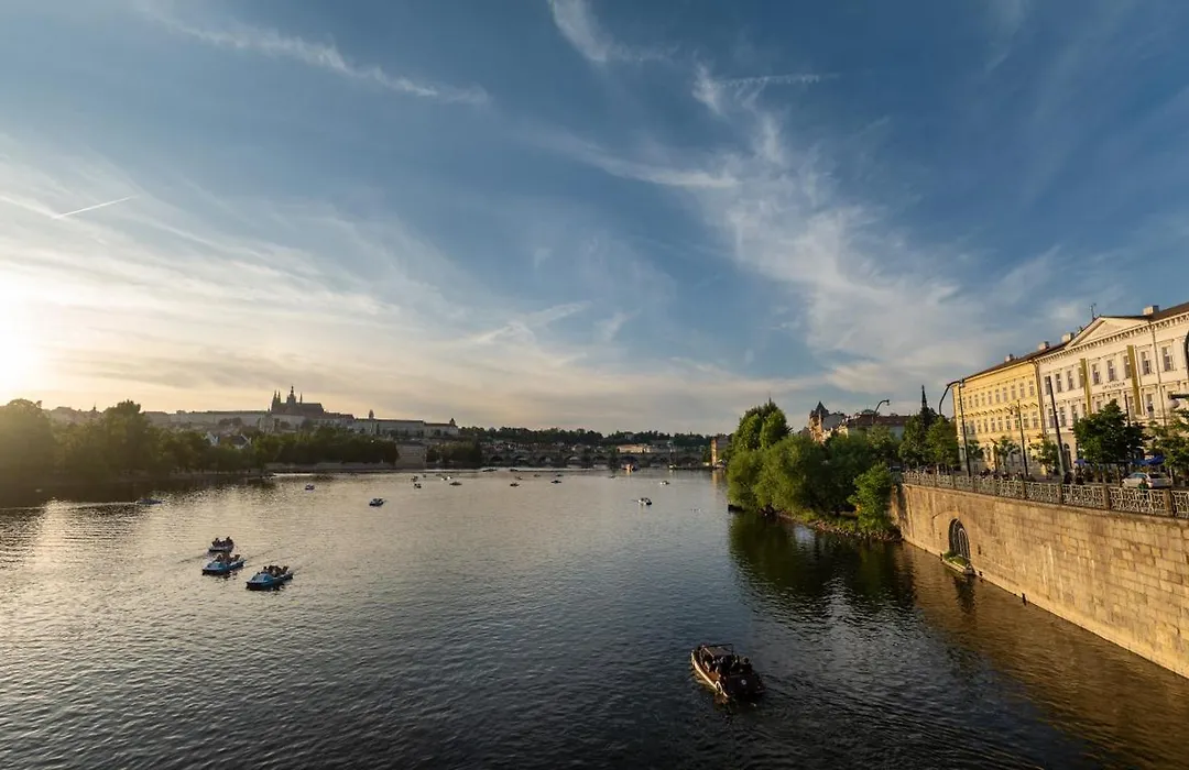 Safestay Prague Charles Bridge-1