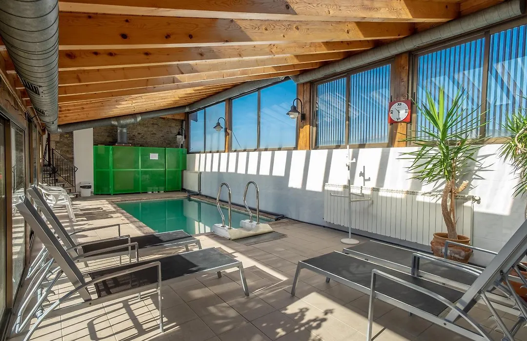 Aparthotel Les Corts-1