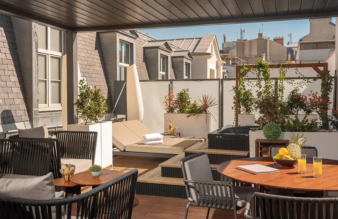 Niepce Paris, Curio Collection By Hilton-1