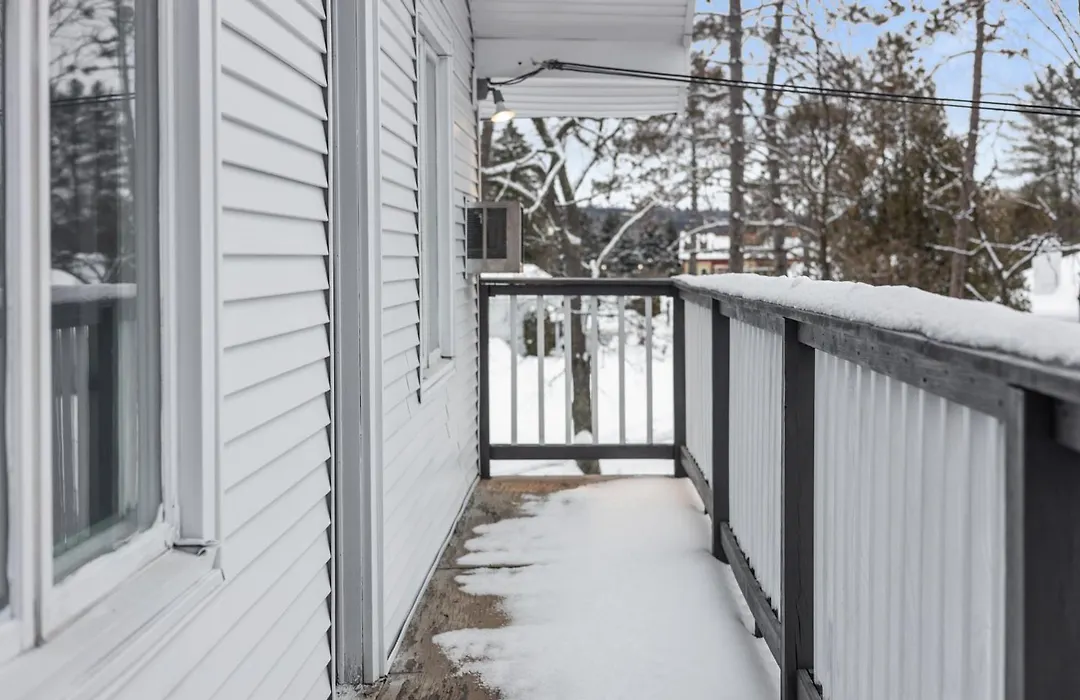 Stowe Motel & Snowdrift-1