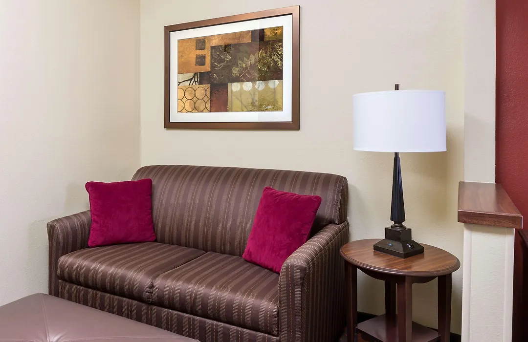 Hampton Inn Shawnee-1