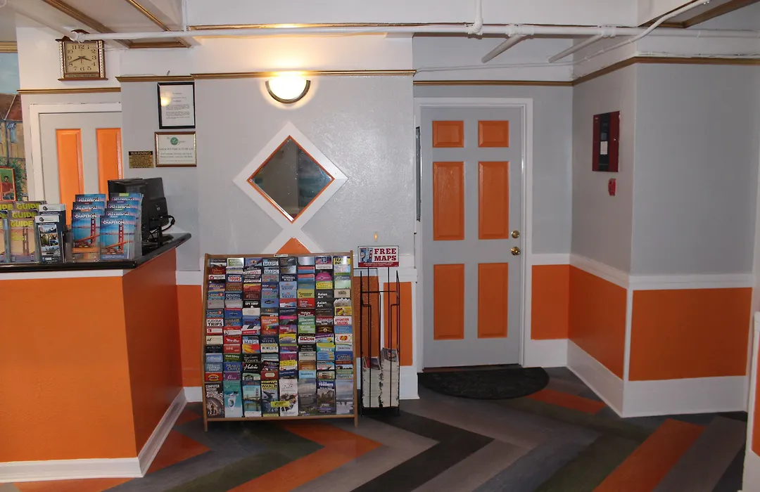 Layne Hotel-1