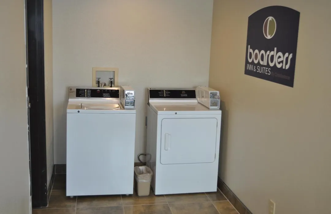 Boarders Inn & Suites By Cobblestone Hotels - Broken Bow-1