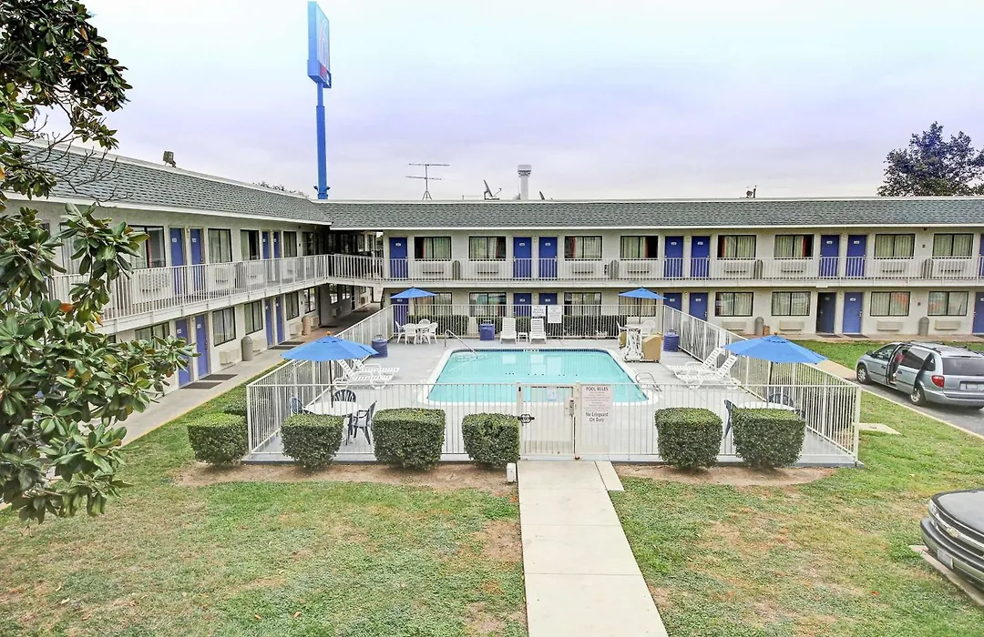 Motel 6-San Marcos, Tx-1