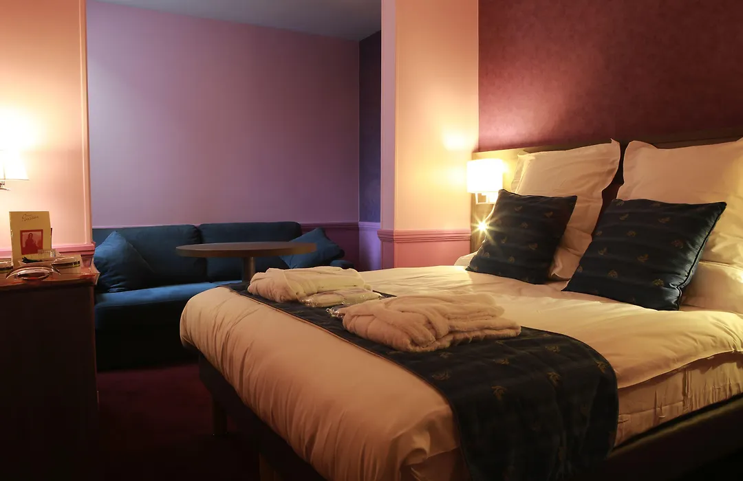 Hotel Poussin-1