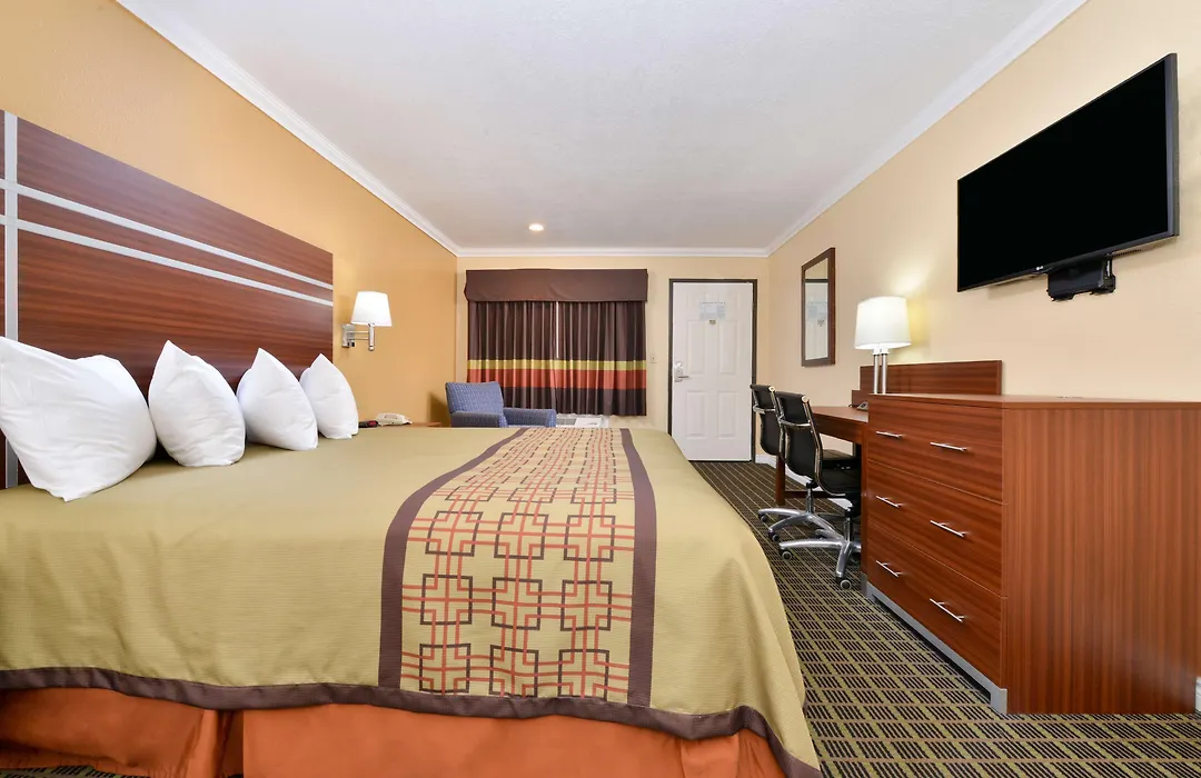Americas Best Value Inn - Azusa/Pasadena-1