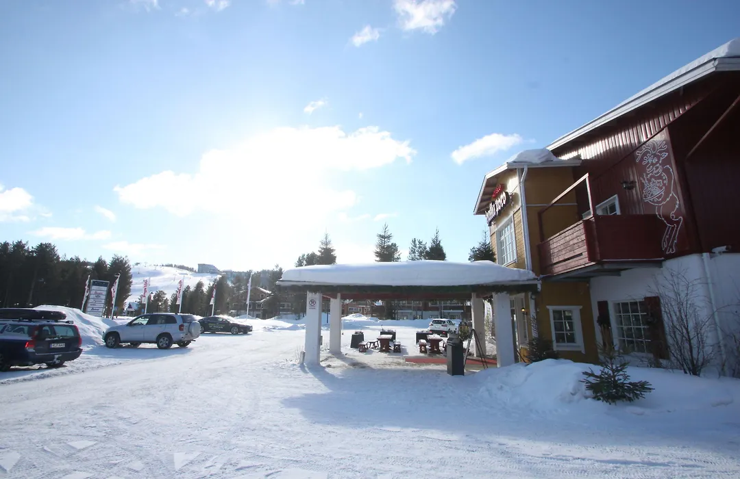 Hotel Hullu Poro-1