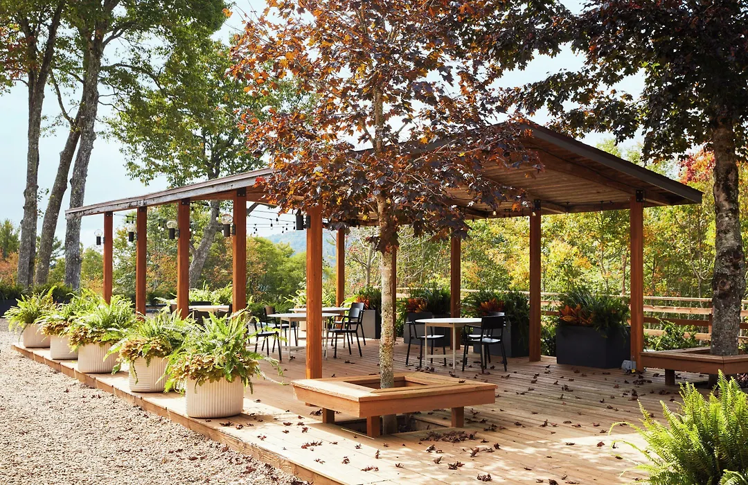 Skyline Lodge-1