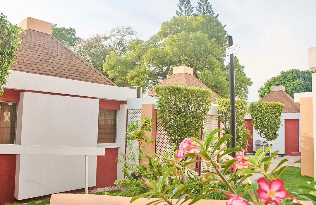 Visa Lodge-1