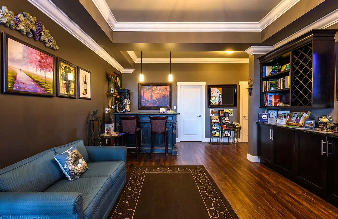 Brookside Inn Boutique Hotel-1