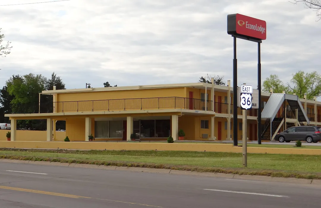 Econo Lodge Phillipsburg-1