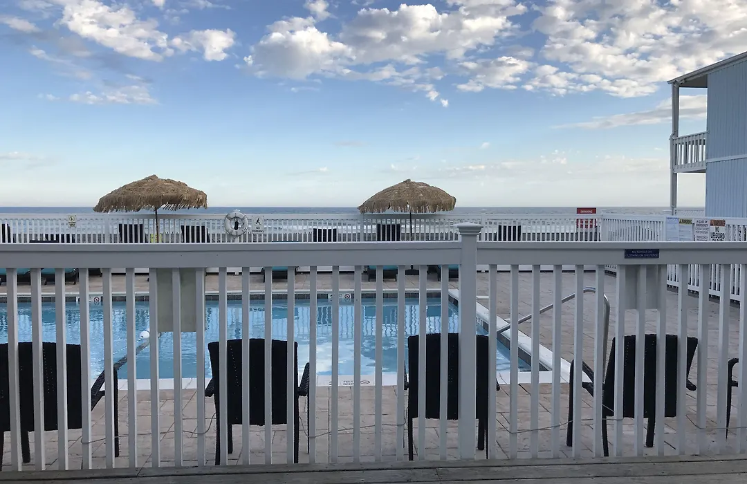 Ocean Surf Resort-1