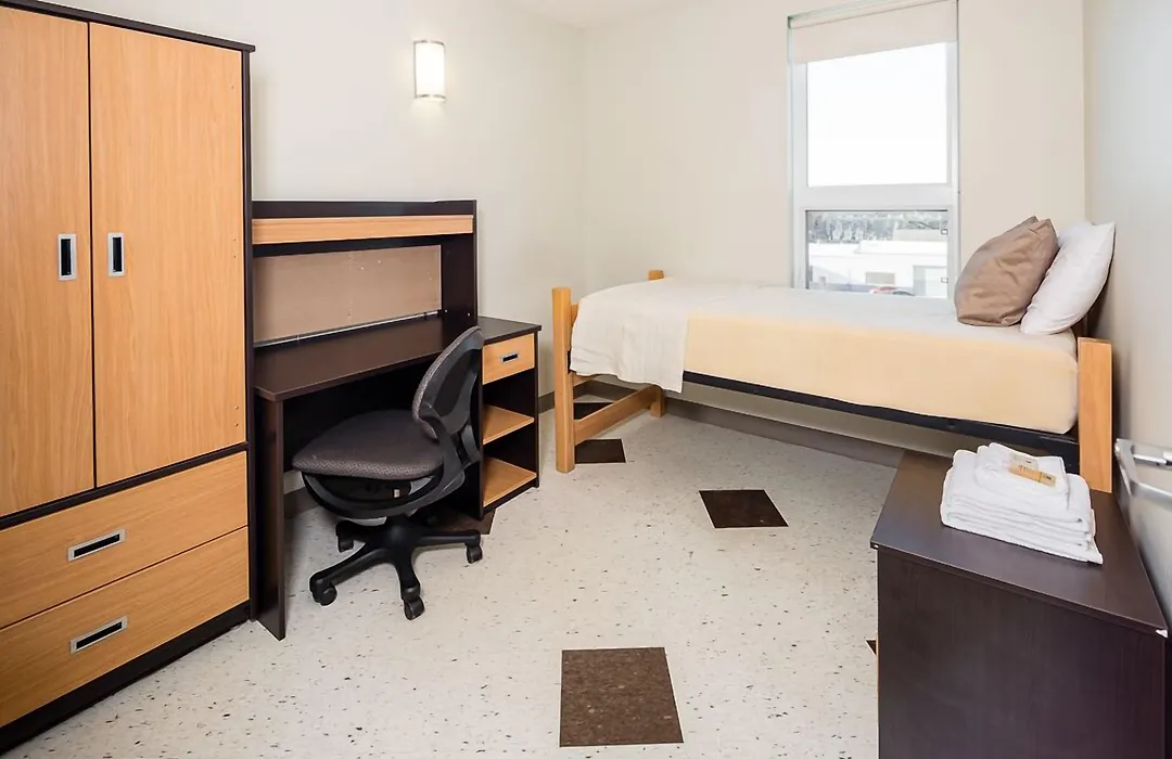 University Of Winnipeg Downtown Hostel-1