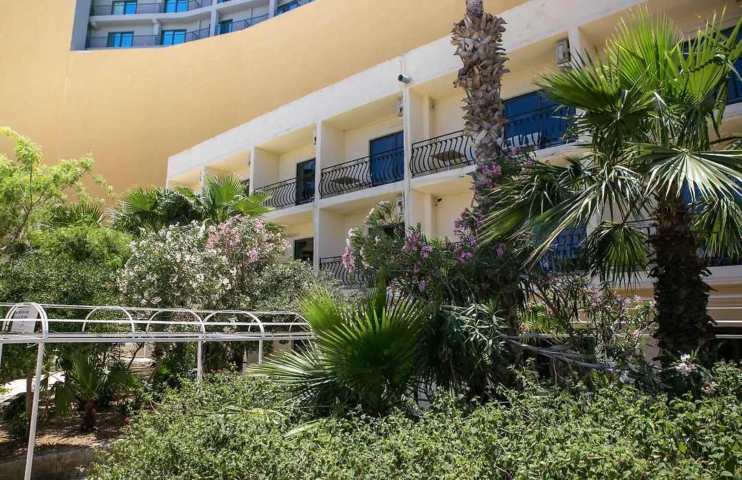 Beach Garden Hotel-1