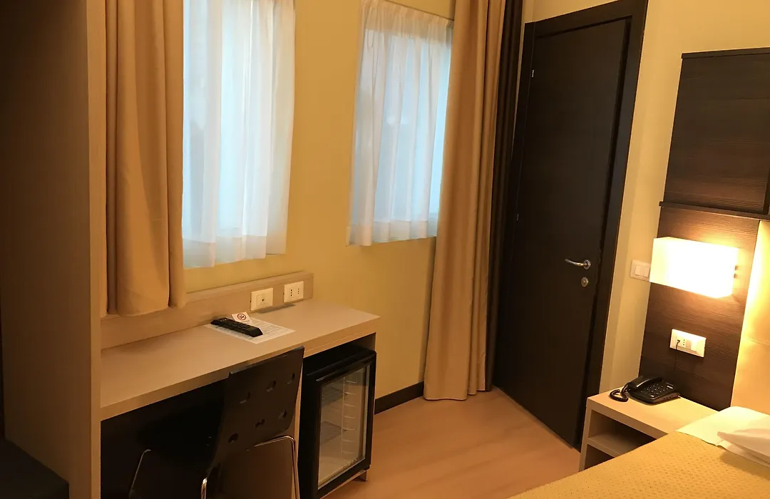 Hotel Alveri-1