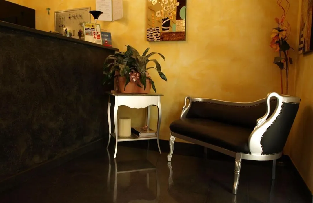 Hotel Karol-1