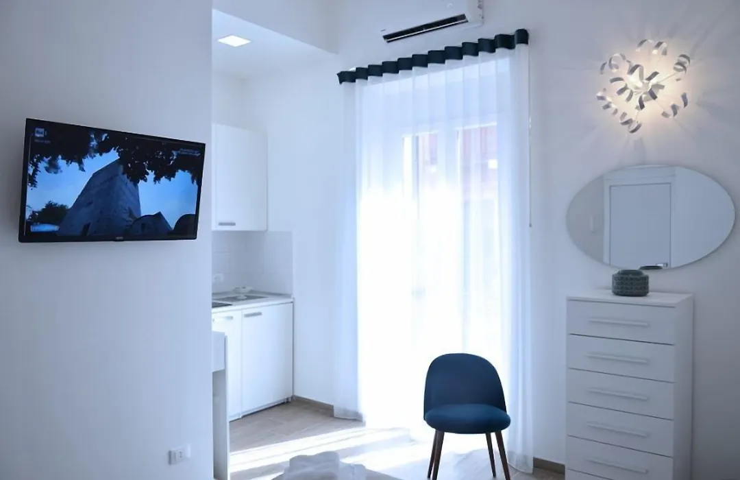 Duca70 "Suite Home"-1