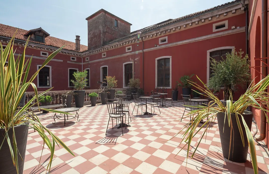 Hotel Palazzo Martinelli Dolfin-1