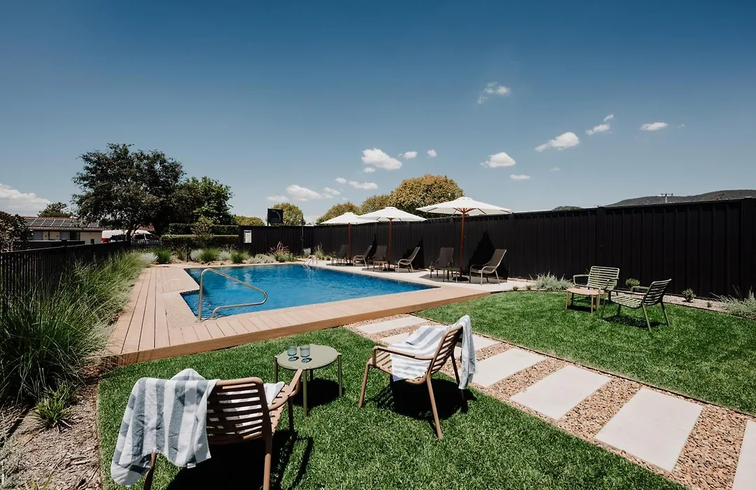 The Cudgee At Mudgee-1