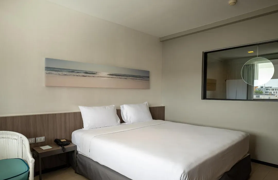 Pearl Hotel Phuket-1