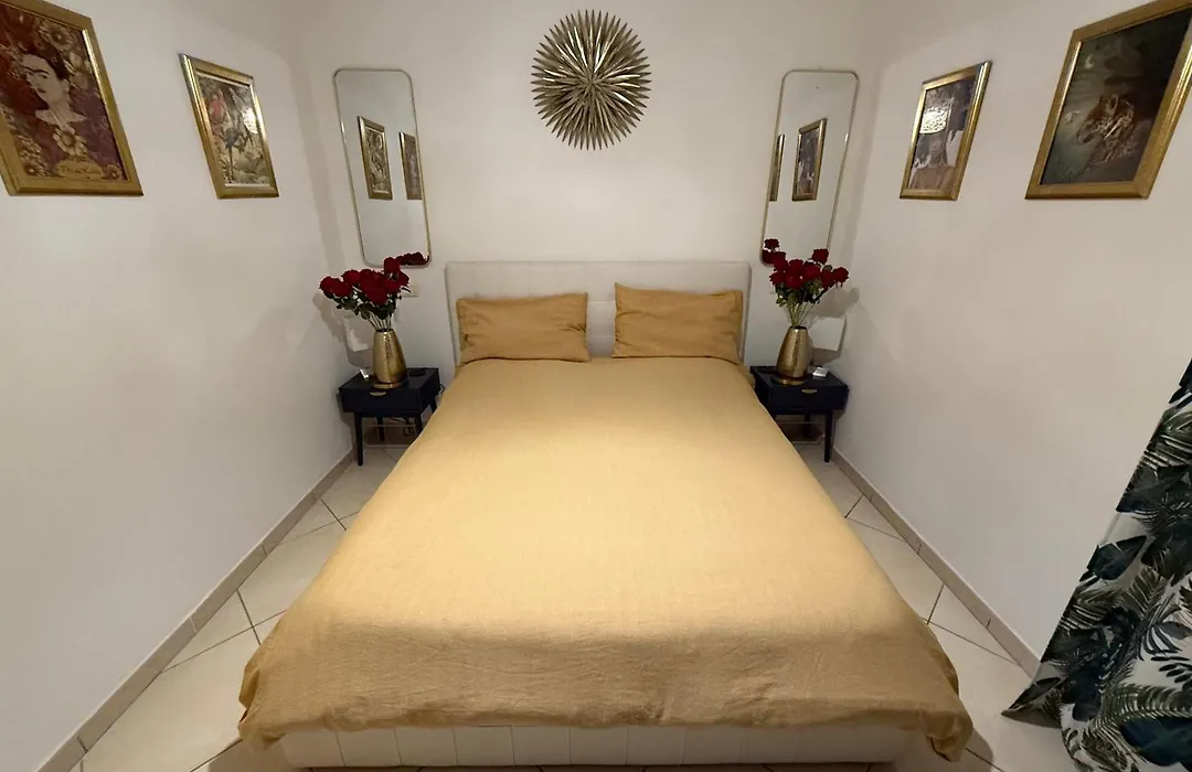 Caserta Royale Suite-1