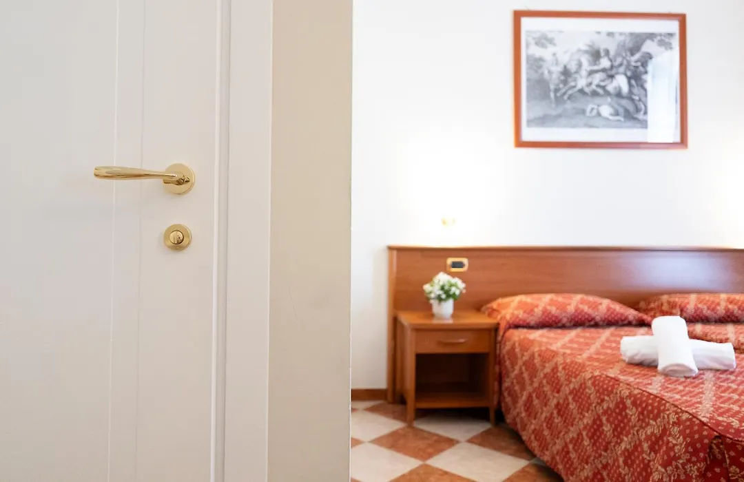 Hotel Romantica-1
