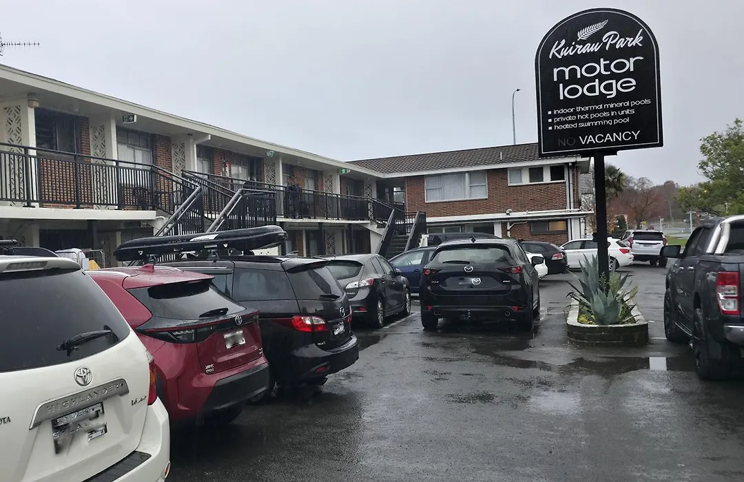 Kuirau Park Motor Lodge- Thermal Mineral Pool-1