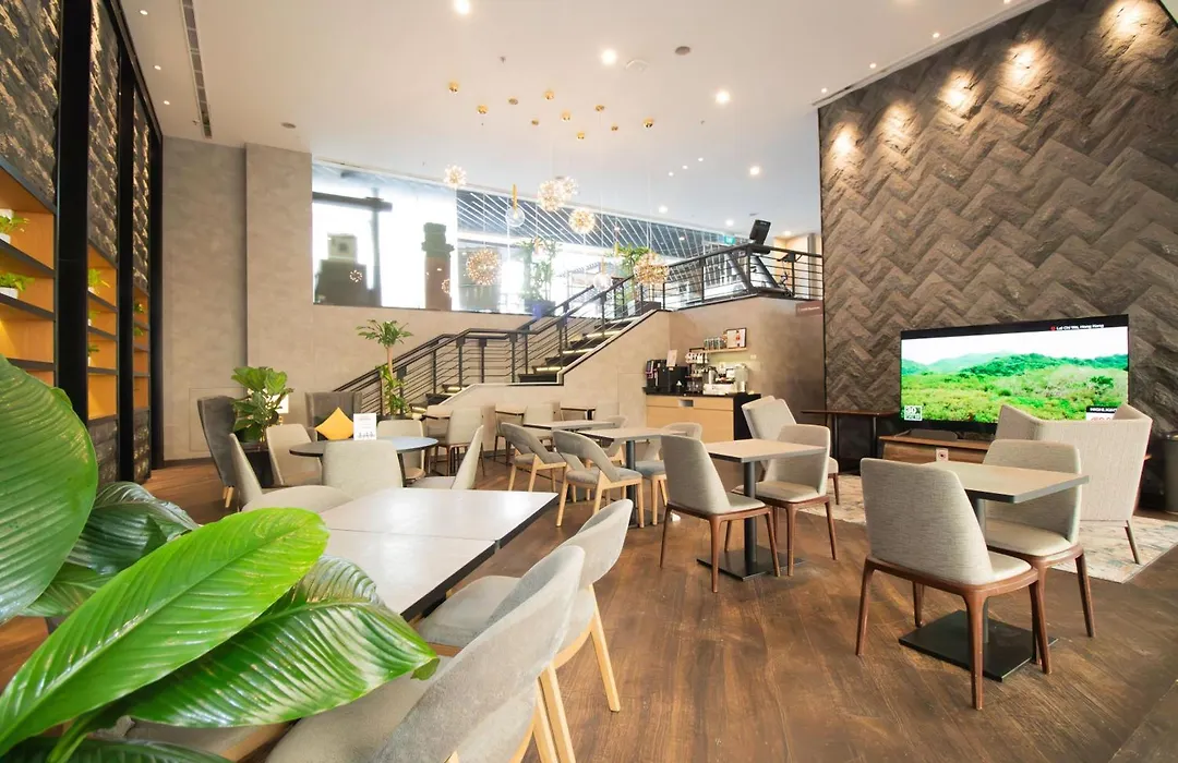 Changi Transit Hotel Terminal 1-1