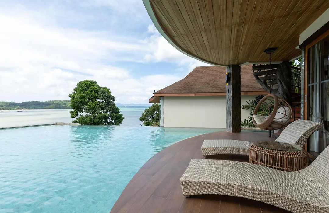 Sinae Phuket Luxury Hotel-1