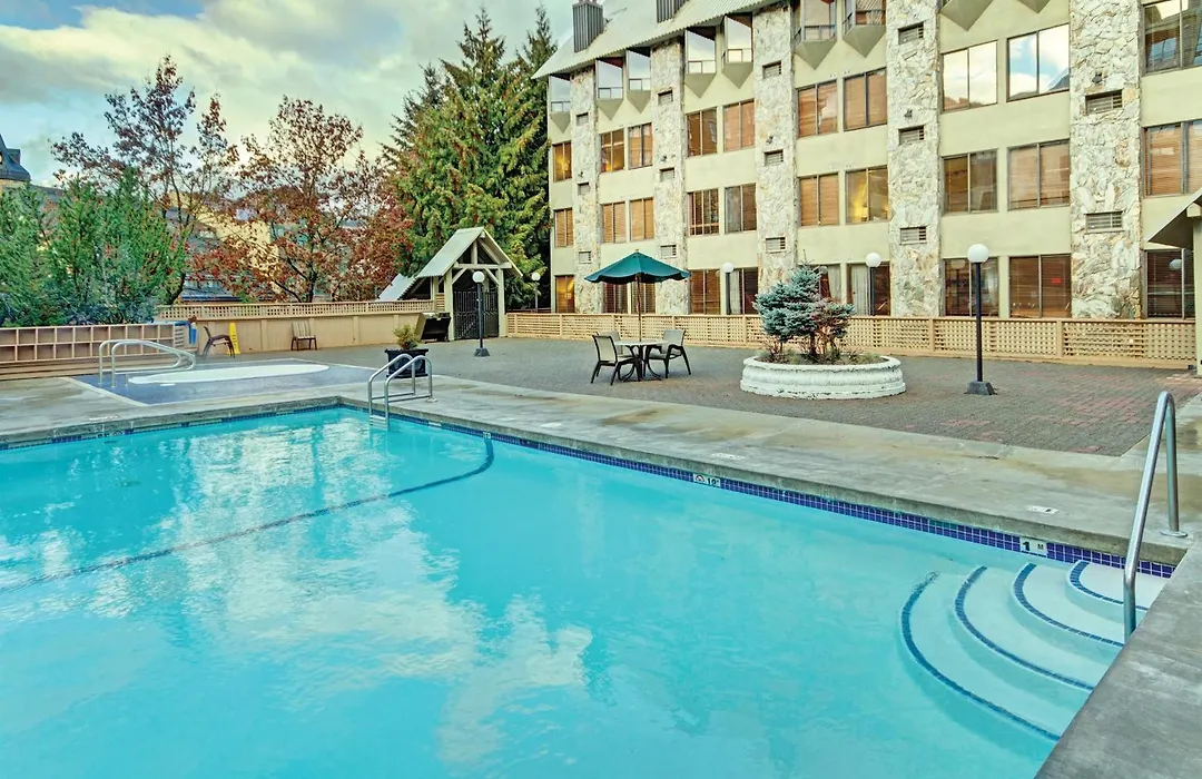 Mountainside Lodge-1
