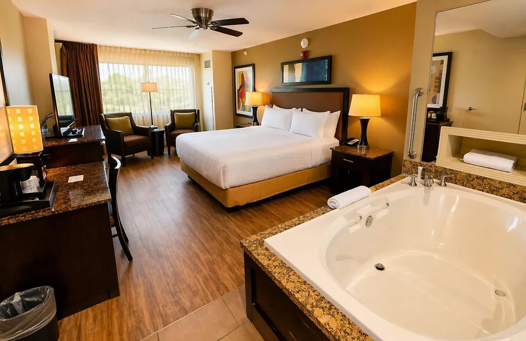 Isle Of Capri Casino Hotel Boonville & Casino - A Caesars Rewards Destination-1