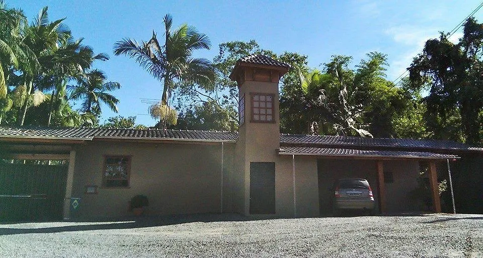 Motel Cisne Blumenau (Adults Only)-1