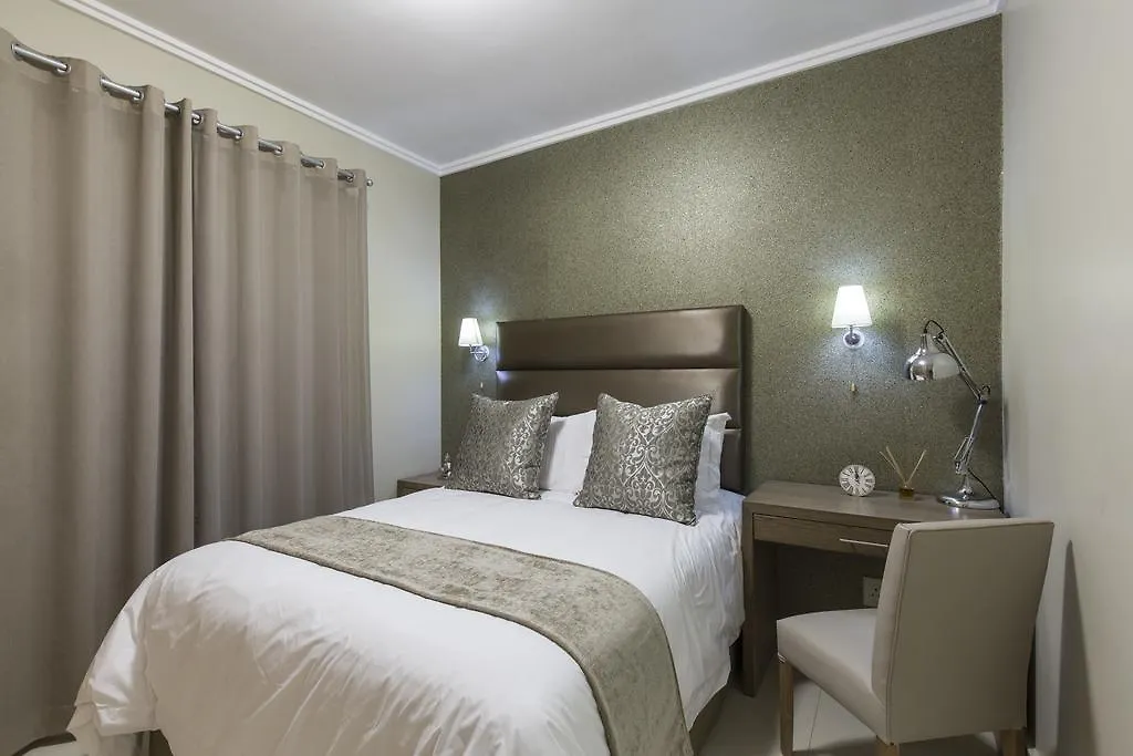Savannah Park Luxury Apartments-1