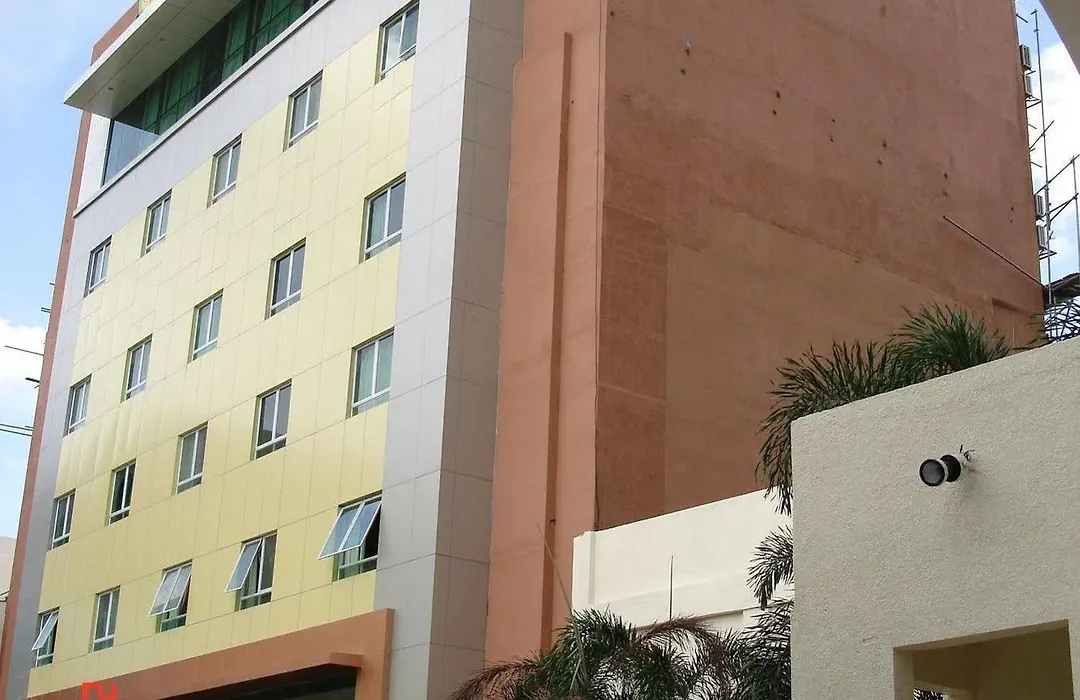 M Chereville Hotel Manila-1