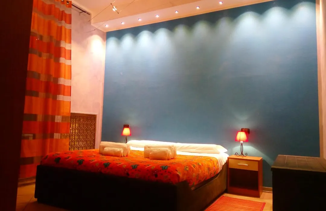 Marconi Rooms And Apartments-1