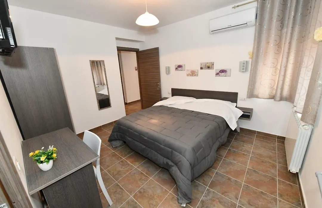 B&B Di Gabriele Filomena-1