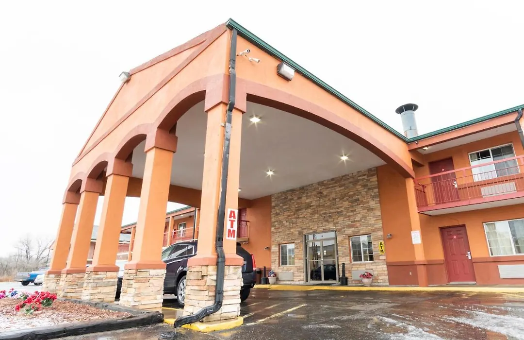 Budget Host Inn-1