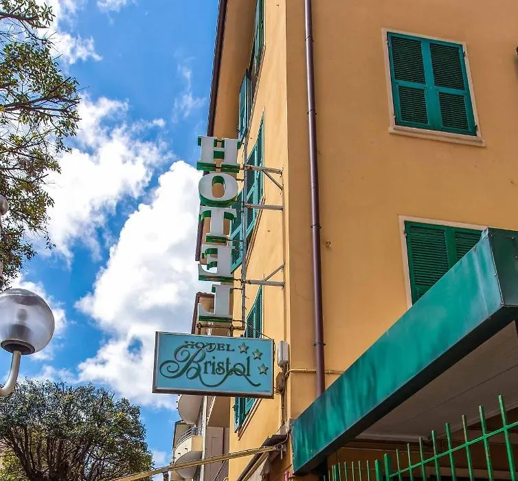 Hotel Bristol-1