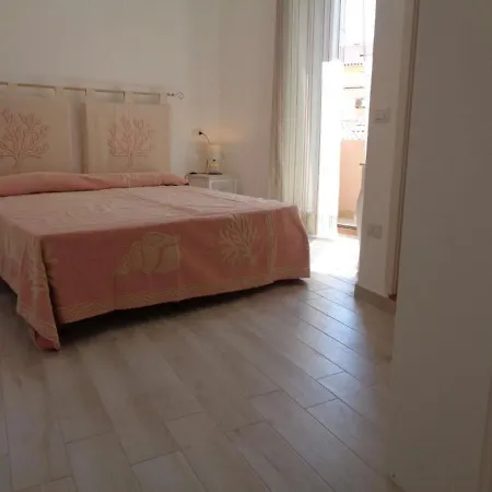 Sardinia-Holiday Spargi Suite & Rooms-3
