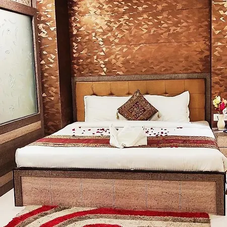 Hotel Aadesh Palace-2
