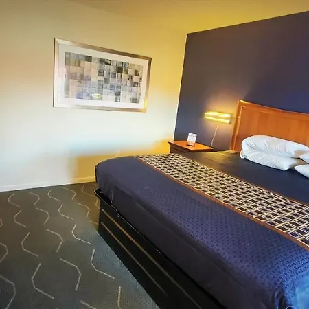 Economy 7 Inn- Newport News-2